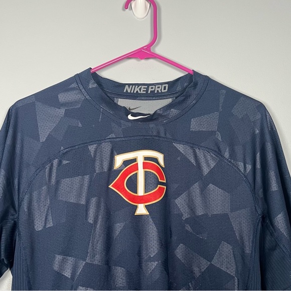 Nike Minnesota Twins T-Shirt - Picture 3 of 5
